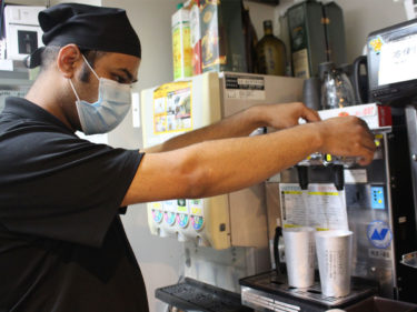 山陰で人気の焼肉・韓国料理屋 ホールスタッフ